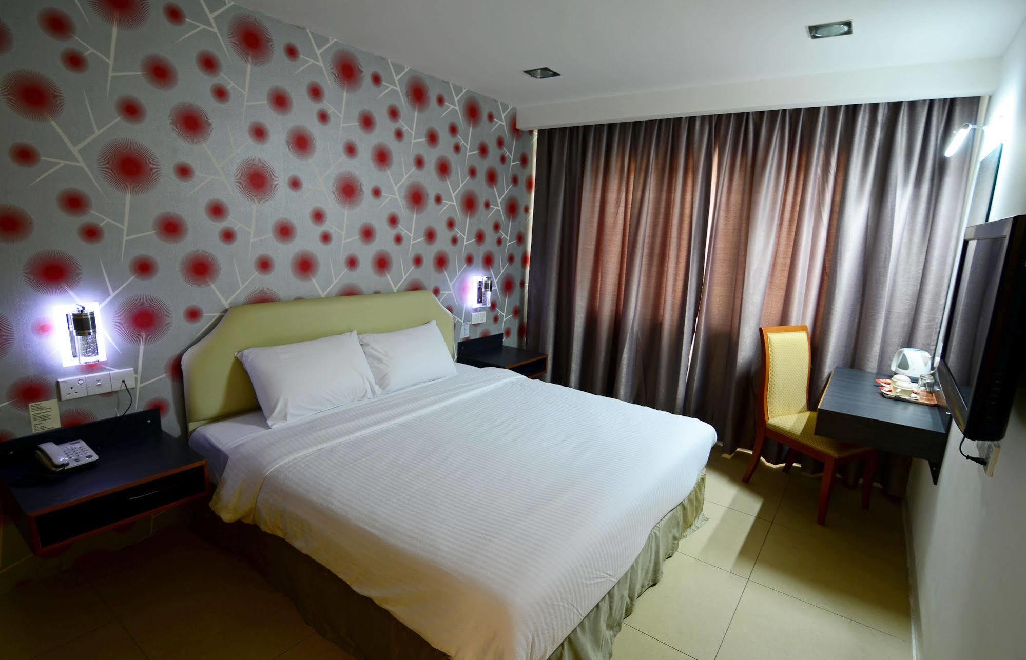 Hotel Avenue Kuantan Zewnętrze zdjęcie